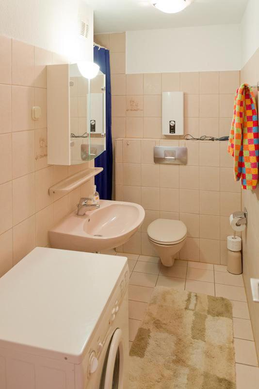 Ferienwohnung Sophie Mit Dachterrasse Essen Luaran gambar